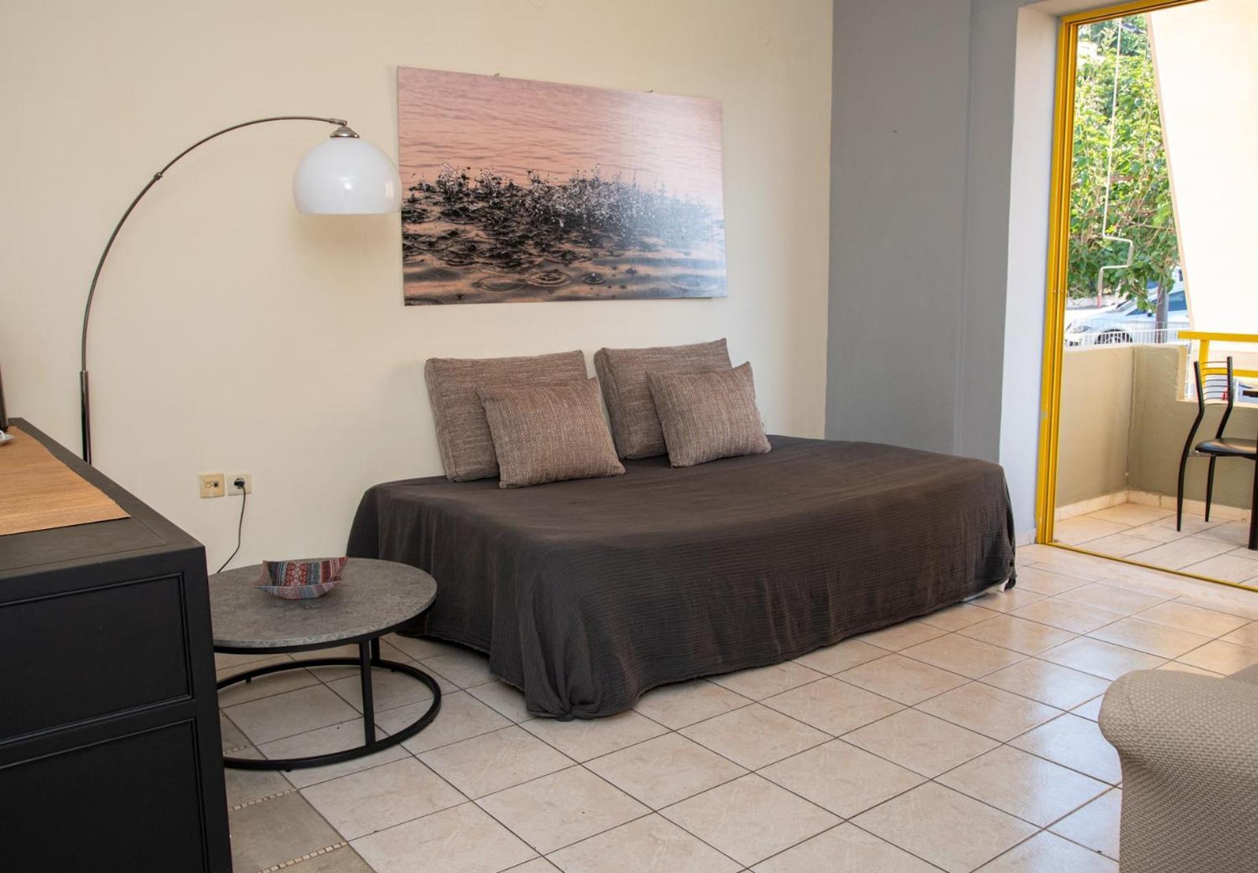 Eftihia Apartment *